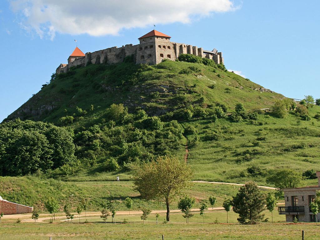 Varga Vendeghaz Sumegpraga Exterior photo